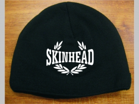 Skinhead venček čierna pletená čiapka stredne hrubá vo vnútri naviac zateplená, univerzálna veľkosť, materiálové zloženie 100% akryl